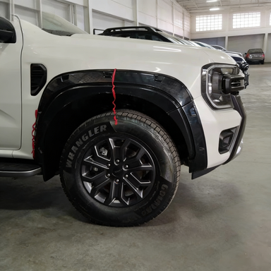 Wide-Body Wheel Arch Fender Flares | OE-Style Matte Black Protection for Ford Ranger T9 (2022-2023)