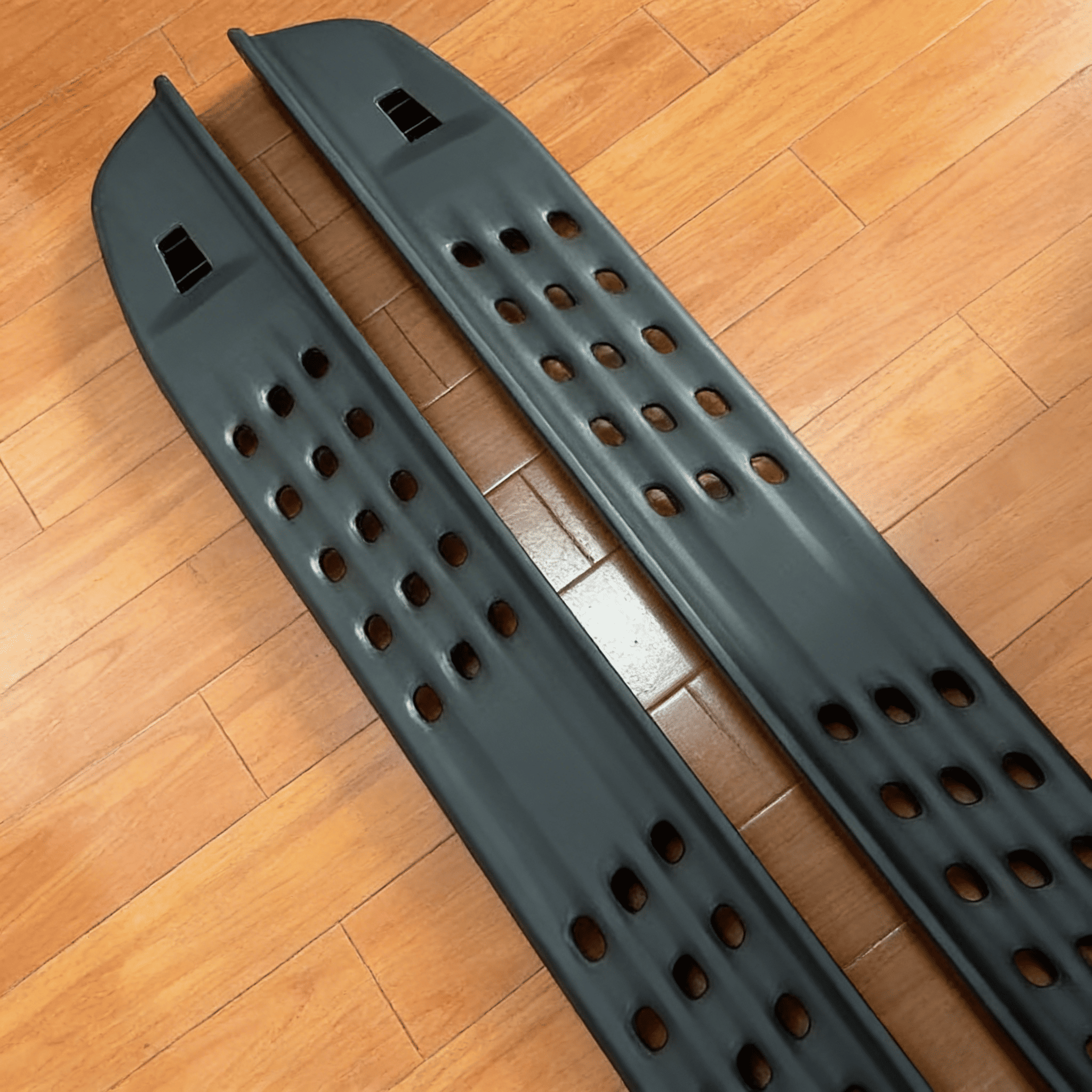 Heavy-Duty Manganese Steel Side Steps | Off-Road Rock Sliders & Running Boards for Ford Ranger T9 (2022-2023)