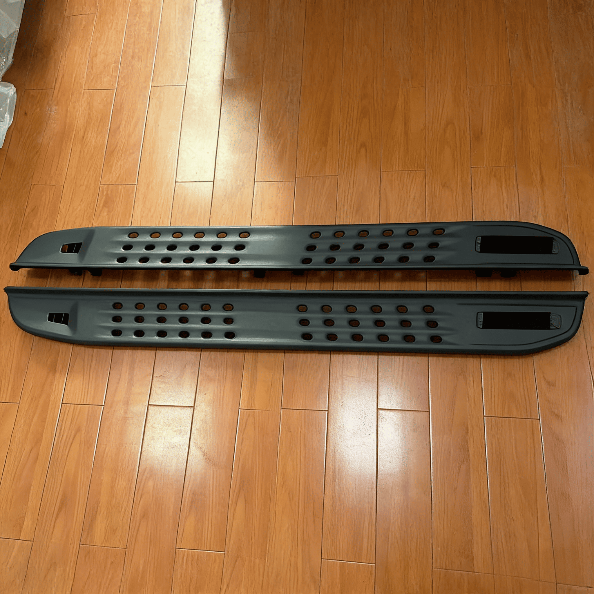 Heavy-Duty Manganese Steel Side Steps | Off-Road Rock Sliders & Running Boards for Ford Ranger T9 (2022-2023)